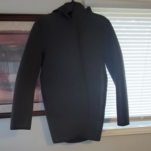 Lulu lemon gray size 6 jacket lightweight